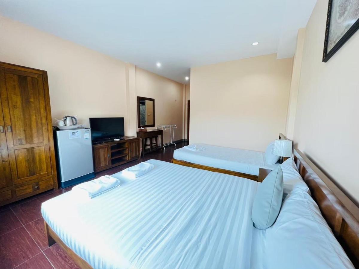 Baan Suan Khun Yaiy Ban Wang Takhrai Exterior foto