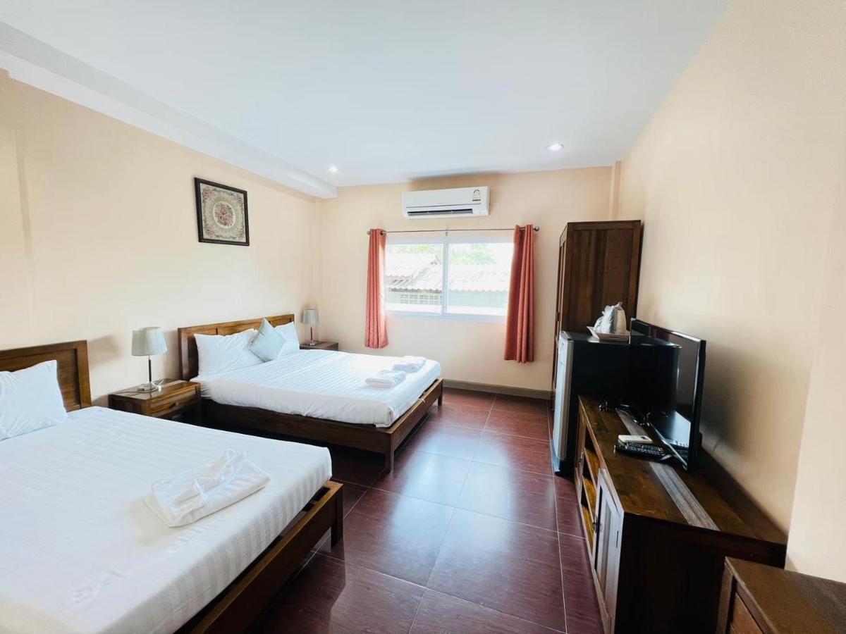 Baan Suan Khun Yaiy Ban Wang Takhrai Exterior foto