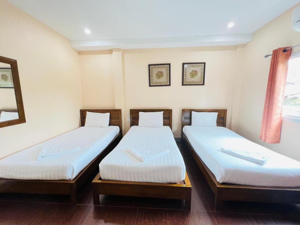 Baan Suan Khun Yaiy Ban Wang Takhrai Exterior foto